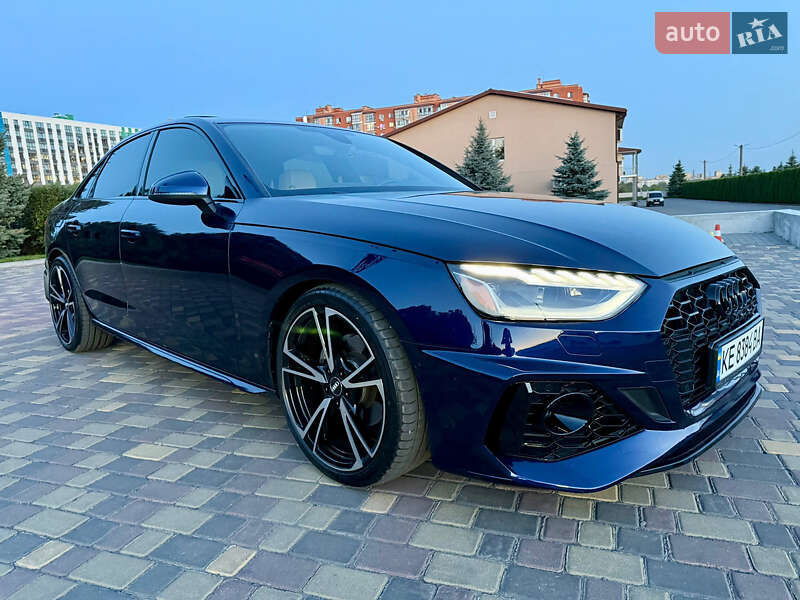 Седан Audi A4 2019 в Днепре