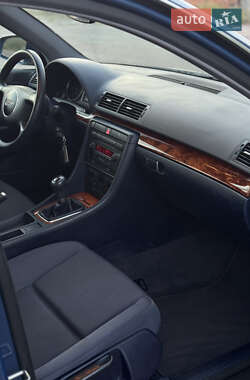 Седан Audi A4 2003 в 