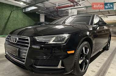Седан Audi A4 2019 в 