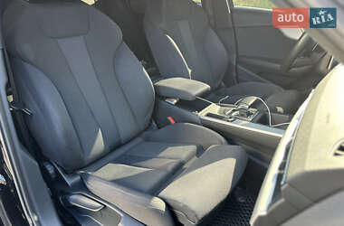 Универсал Audi A4 2021 в 