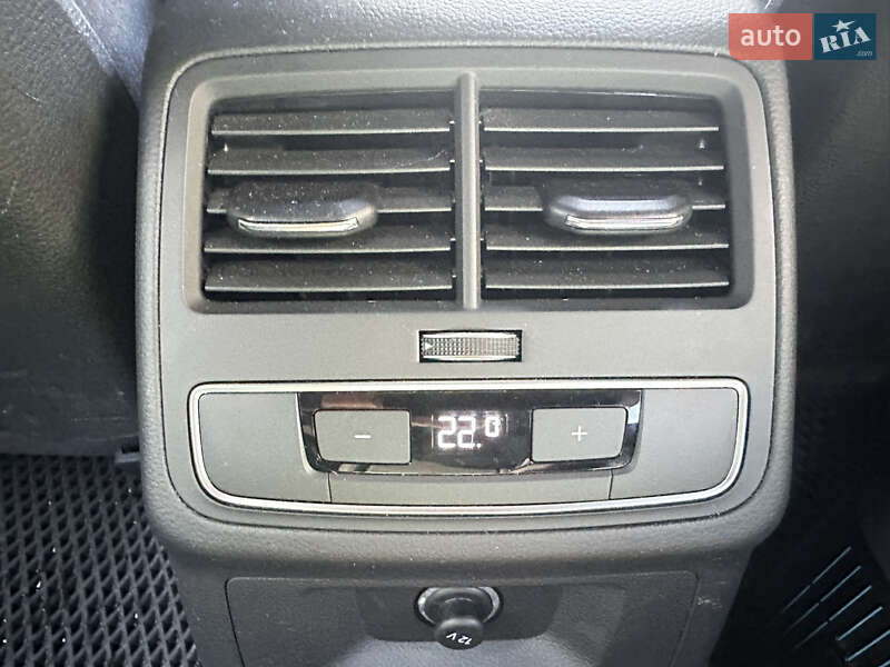 Универсал Audi A4 2021 в Киеве