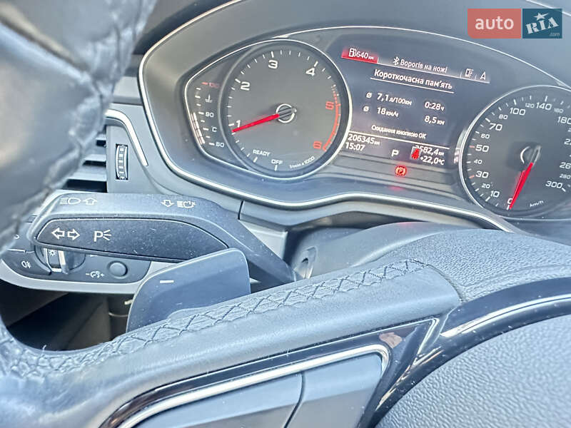 Универсал Audi A4 2021 в Киеве