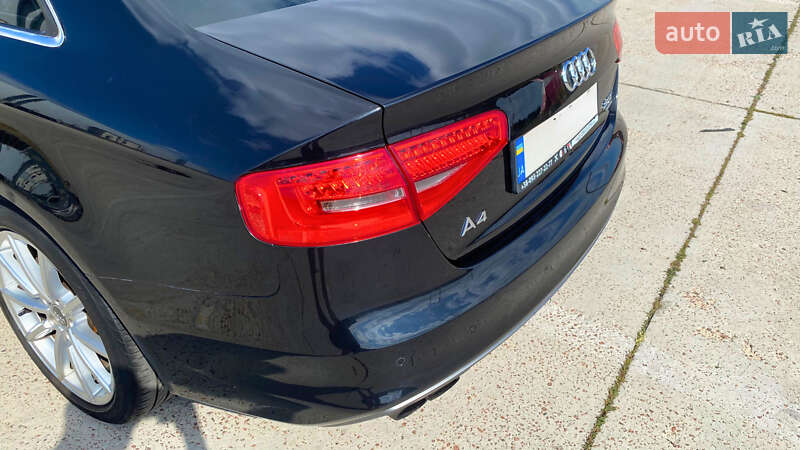 Седан Audi A4 2013 в Киеве