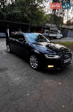 Седан Audi A4 2013 в 