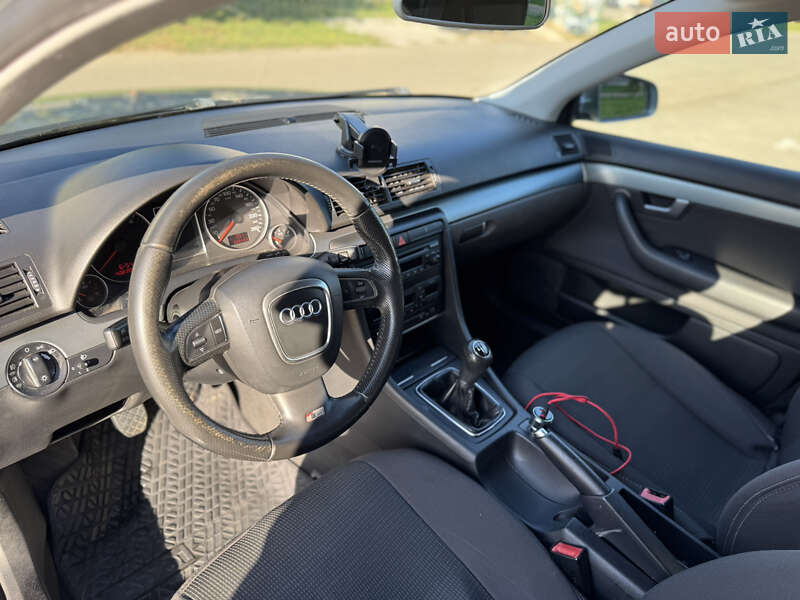 Универсал Audi A4 2005 в Киеве