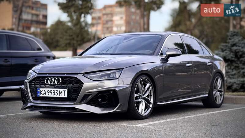 Седан Audi A4 2020 в Киеве