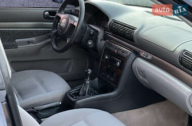 Седан Audi A4 1998 в 