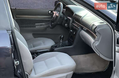 Седан Audi A4 1998 в 