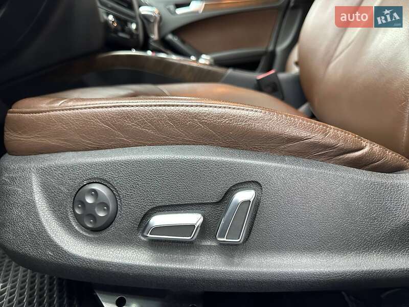 Седан Audi A4 2012 в Чернівцях