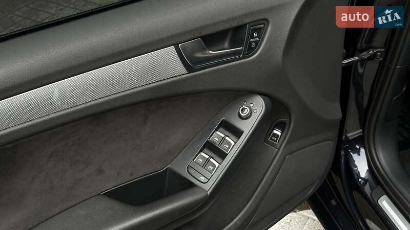 Универсал Audi A4 2015 в Киеве