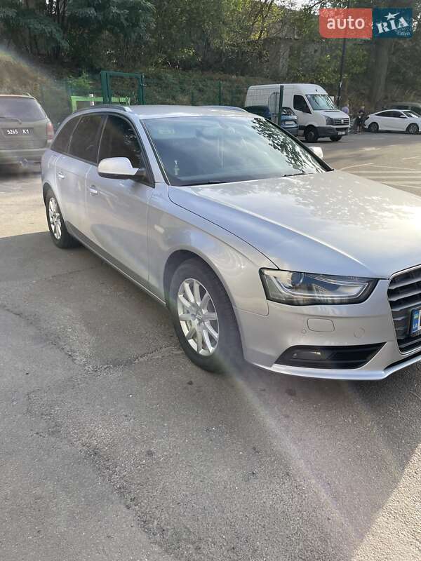 Універсал Audi A4 2015 в Ірпені