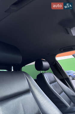 Седан Audi A4 2001 в 