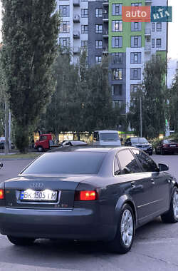 Седан Audi A4 2001 в 