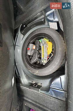 Седан Audi A4 2003 в 