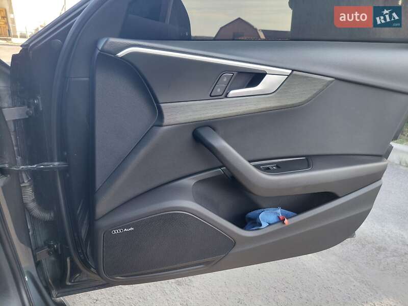 Седан Audi A4 2019 в Шпикове фото 21 Седан Audi A4 2019 в Шпикове