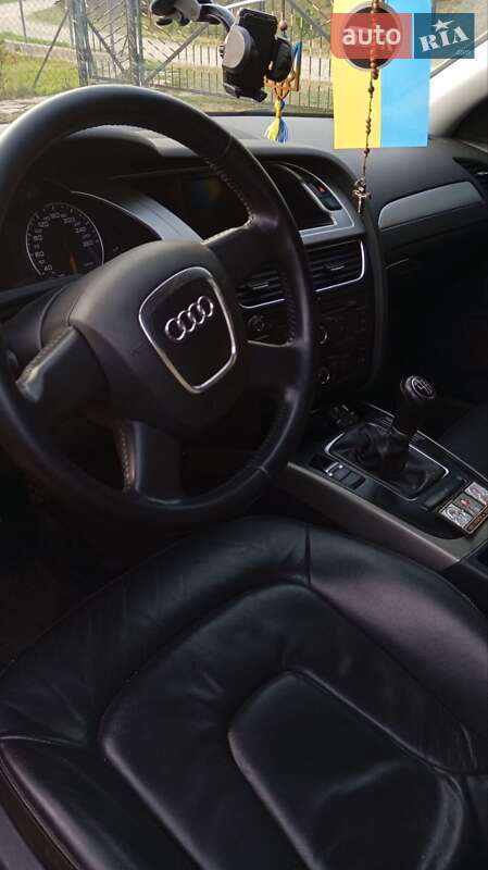 Седан Audi A4 2008 в Старом Самборе фото 4 Седан Audi A4 2008 в Старом Самборе