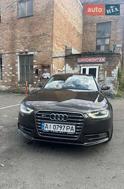 Седан Audi A4 2013 в 
