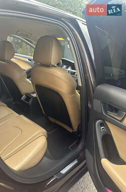 Седан Audi A4 2013 в 