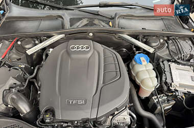 Седан Audi A4 2019 в 