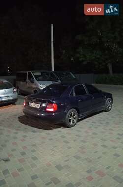 Универсал Audi A4 1996 в 