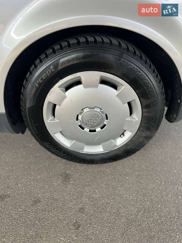 Седан Audi A4 2002 в Запорожье