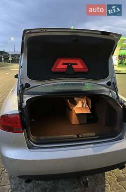 Седан Audi A4 2007 в 