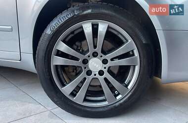 Универсал Audi A4 2004 в 