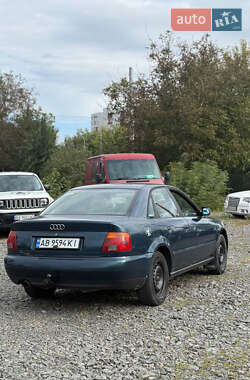 Седан Audi A4 1996 в 