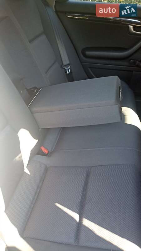 Седан Audi A4 2003 в Александровке (Краматорского района) фото 3 Седан Audi A4 2003 в Александровке (Краматорского района)