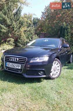 Универсал Audi A4 2011 в Вольногорске