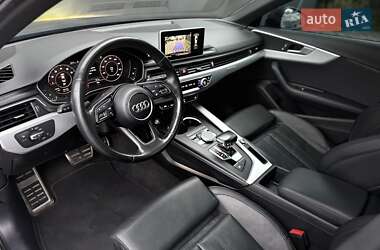 Седан Audi A4 2019 в 