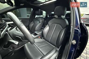 Седан Audi A4 2019 в 