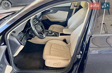 Седан Audi A4 2018 в 