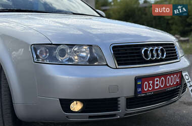Седан Audi A4 2004 в 
