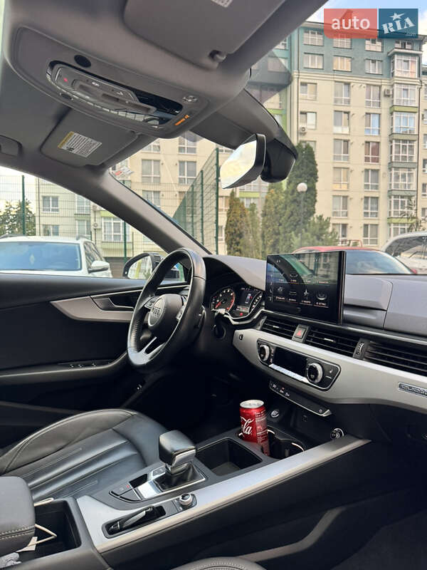 Седан Audi A4 2020 в Ивано-Франковске