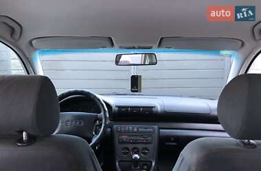 Седан Audi A4 1996 в 