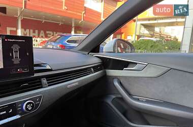 Седан Audi A4 2023 в Львові