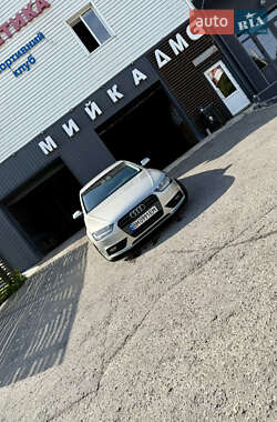Седан Audi A4 2012 в 