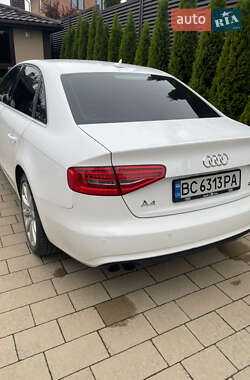 Седан Audi A4 2013 в 
