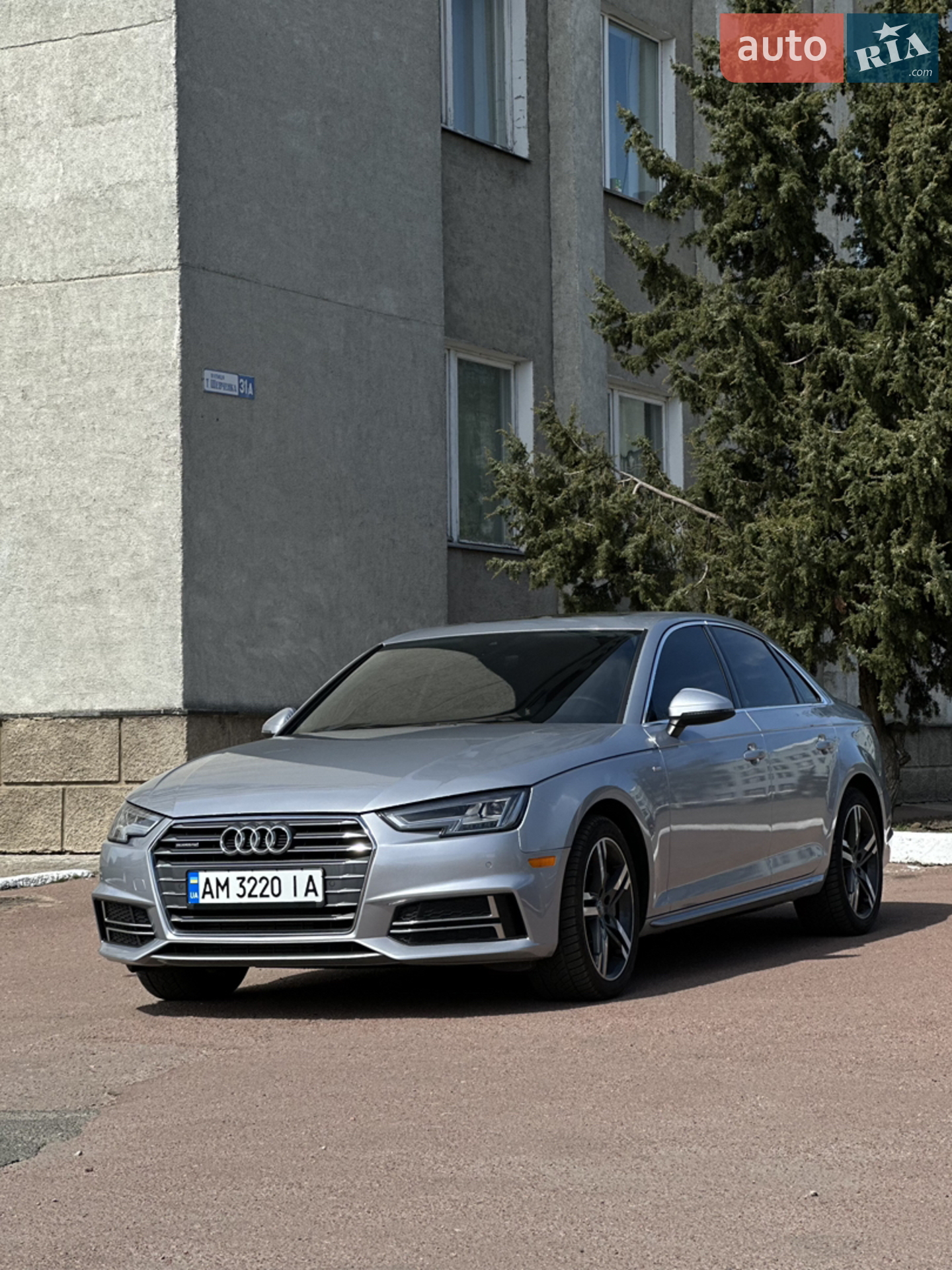 2017 Audi A4 - мініатюра 8