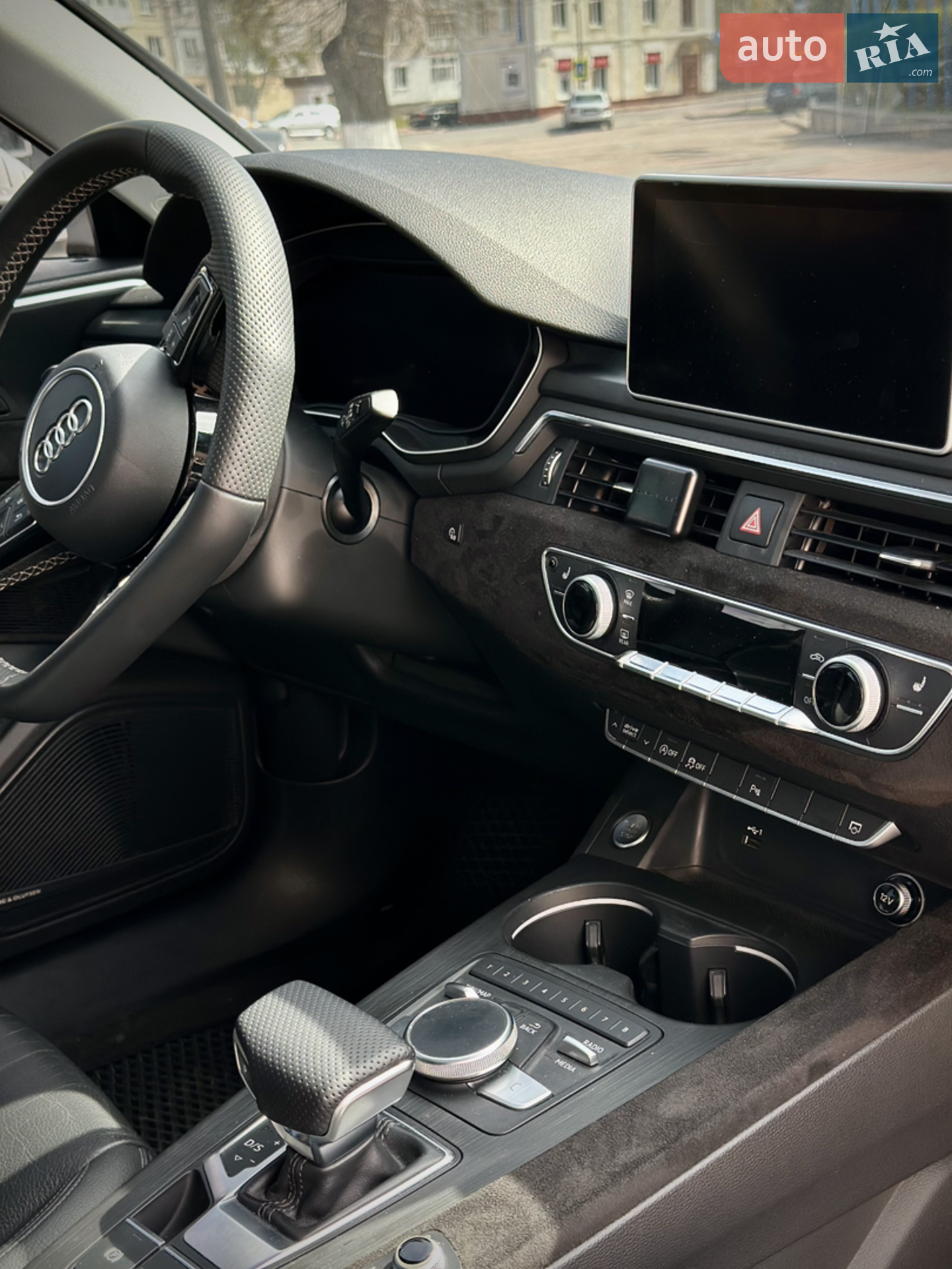 2017 Audi A4 - мініатюра 16