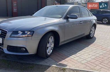 Седан Audi A4 2010 в Золотоноше