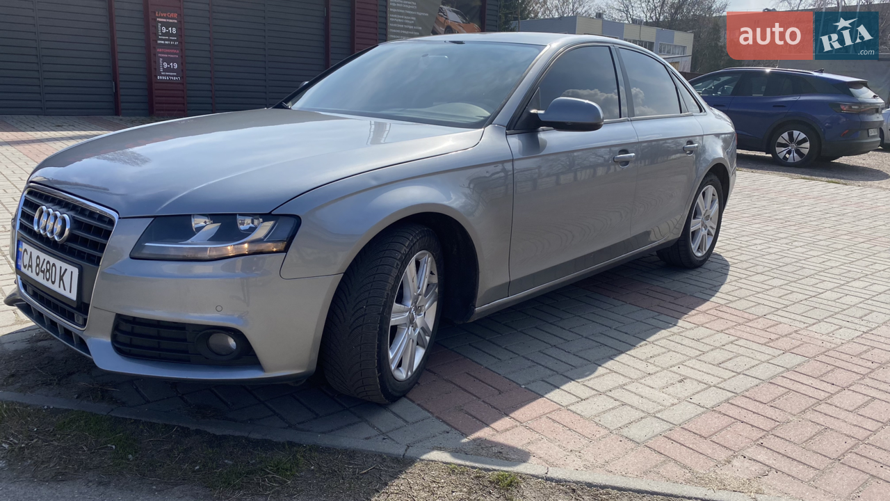 2010 Audi A4 - мініатюра 13