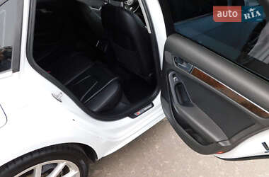 Седан Audi A4 2015 в 