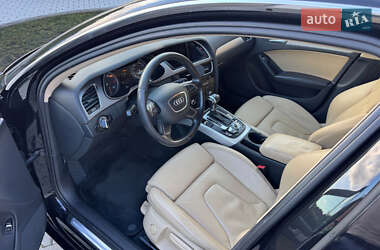 Седан Audi A4 2014 в 