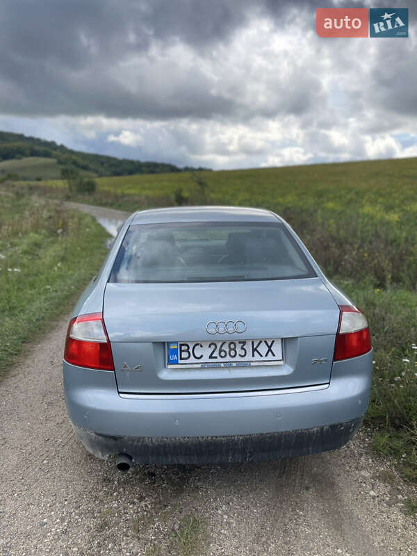 Седан Audi A4 2002 в Золочеве