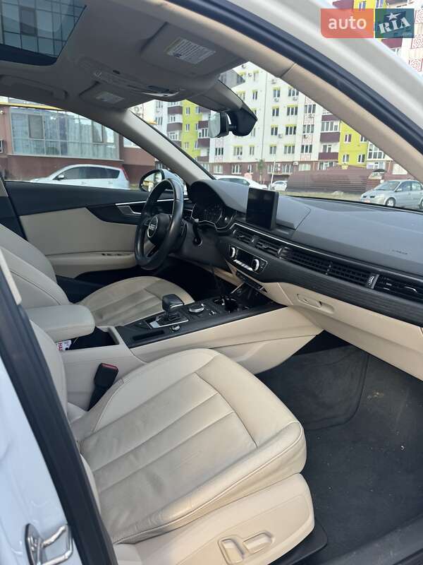 Седан Audi A4 2018 в Полтаве