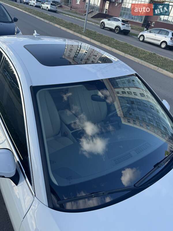 Седан Audi A4 2018 в Полтаве