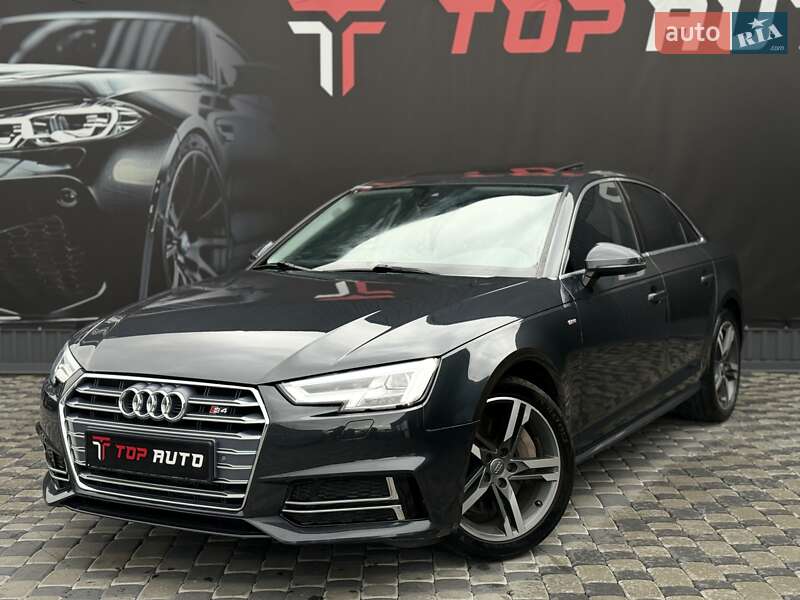 Audi A4 2017