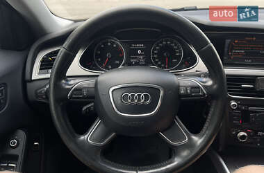 Седан Audi A4 2012 в 